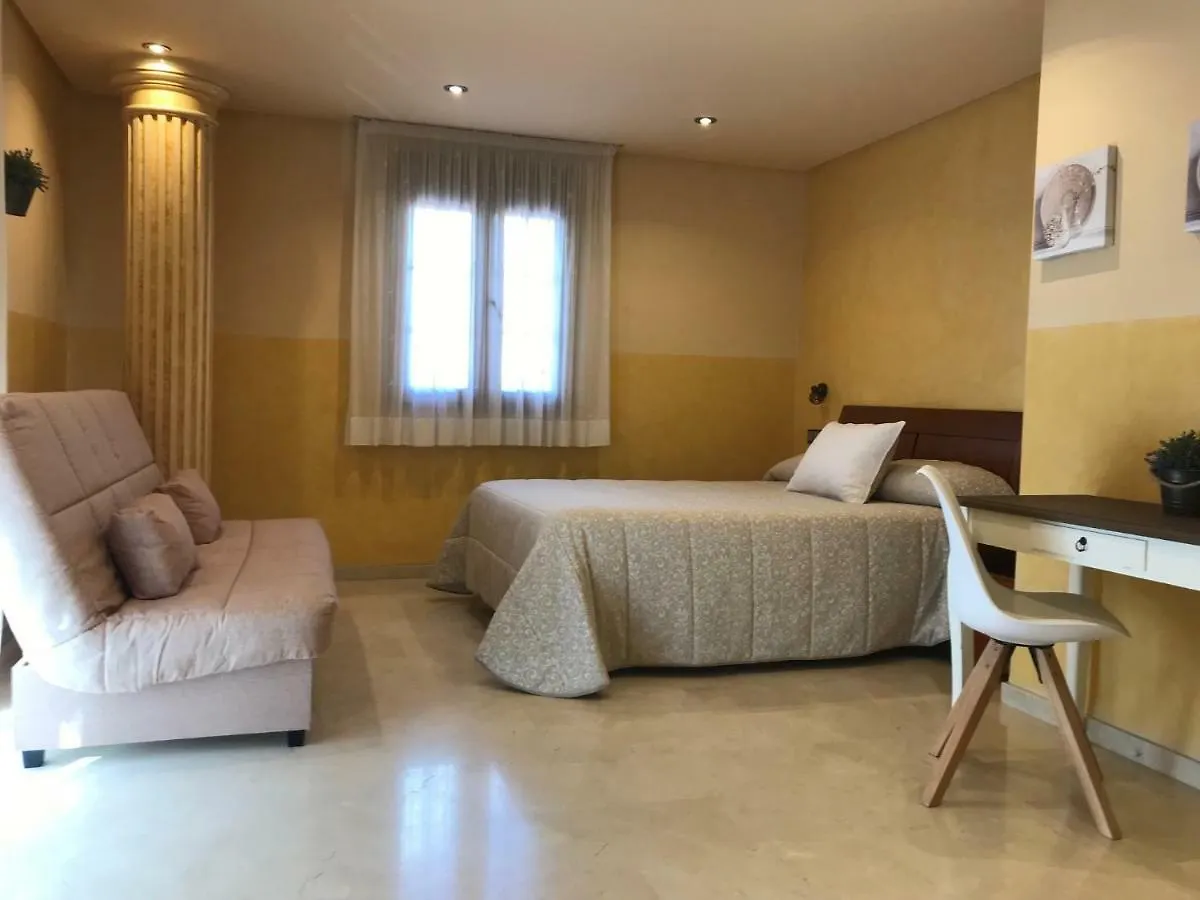 Villa Katerina Málaga 3*,